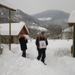 Pomoć uručena porodicama u Fočanskoj Jabuci, Foči i Faočićima