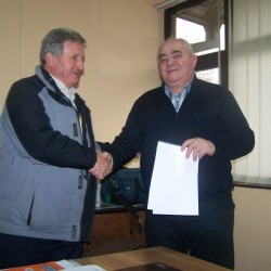 Ministar za privredu BPK Goražde potpisao ugovore  sa JKP „Ušće“ i  JKP„Prača“