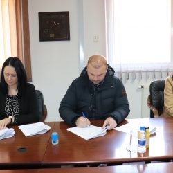 Potpisan Ugovor o izvođenju radova na ljetnom održavanju regionalne ceste R-448 Potkozara-Goražde-Hrenovica i regionalne ceste R 448a Osanica-Ilovača-Prača