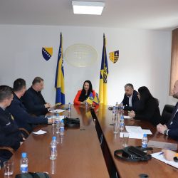 Historijski dan za policiju u Goraždu-uspješno završeni pregovori Vlade BPK sa sindikatima policije BPK Goražde