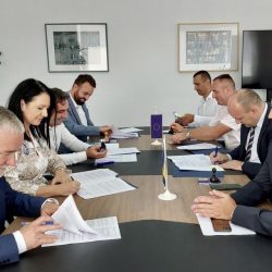 Ugovore sa federalnim ministrom prostornog uređenja potpisali kantonalni, gradski i općinski zvaničnici