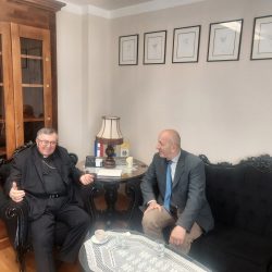 Premijer Bosansko-podrinjskog kantona Goražde Edin Ćulov posjetio je danas bivšeg vrhbosanskog nadbiskupa kardinala Vinka Puljića