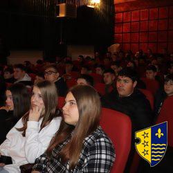 Učenici osnovnih i srednjih škola imali priliku prisustvoati predavanju uvaženog profesora Kasima Tatića