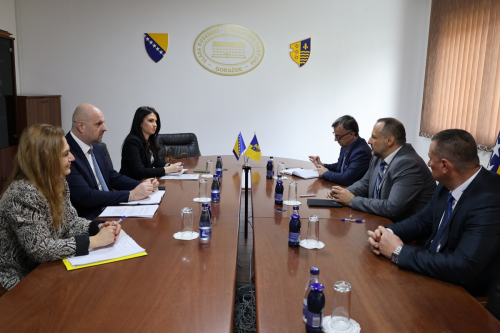 Kroz saradnju sa Razvojnom bankom FBiH najavljena podrška lokalnim privrednicima