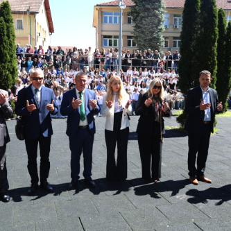 Performansom „Tražimo pravdu“ obilježen Dan sjećanja na ubijenu djecu Goražda