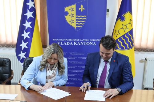 Potpisan ugovor o realizaciji projekta „Izgradnja novog objekta – svlačionica“ u Vitkovićima, izdvojeno 412.000 KM