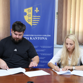 Potpisan ugovor za sanaciju i afaltiranje lokalnog puta Most–Gajina u Mjesnoj zajednici Osanica